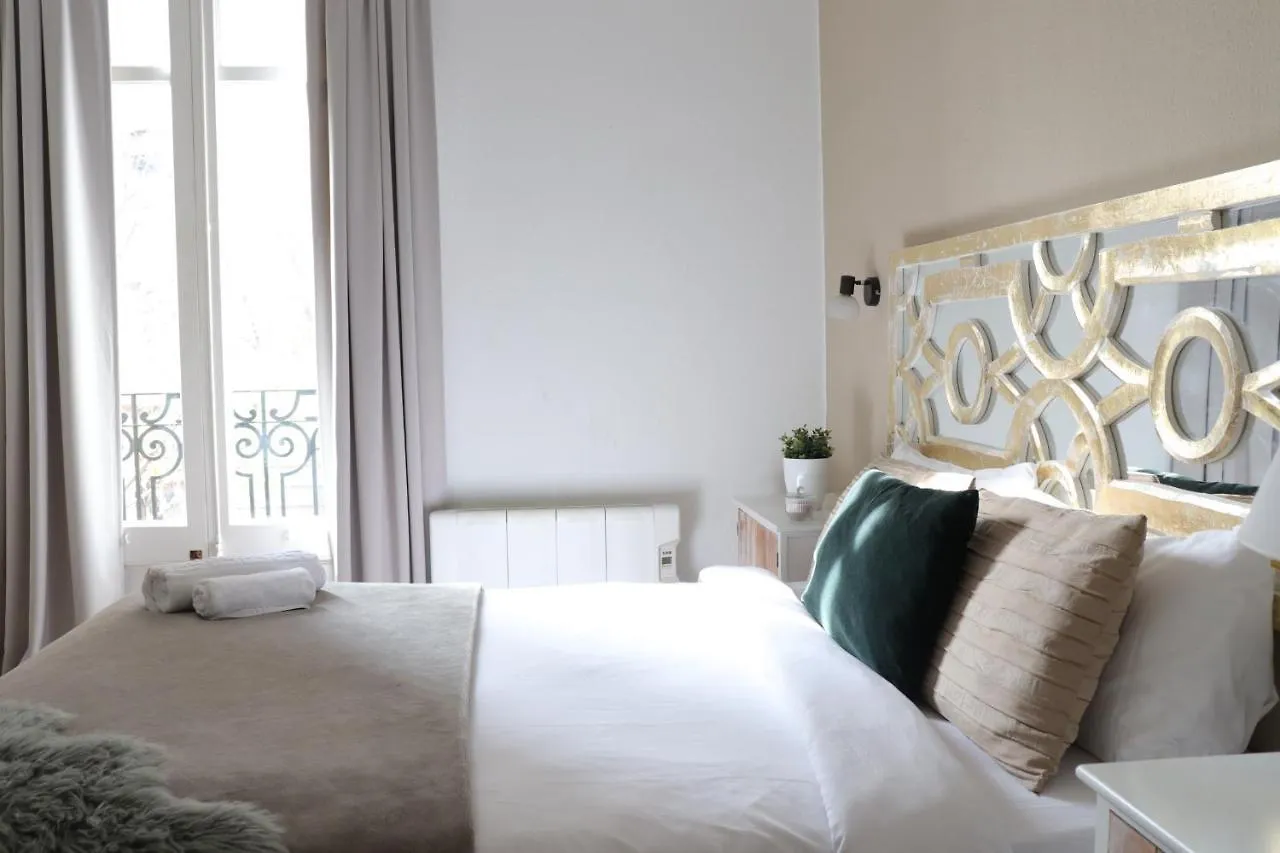 Big And Bright Apartment Bcn Barcelona