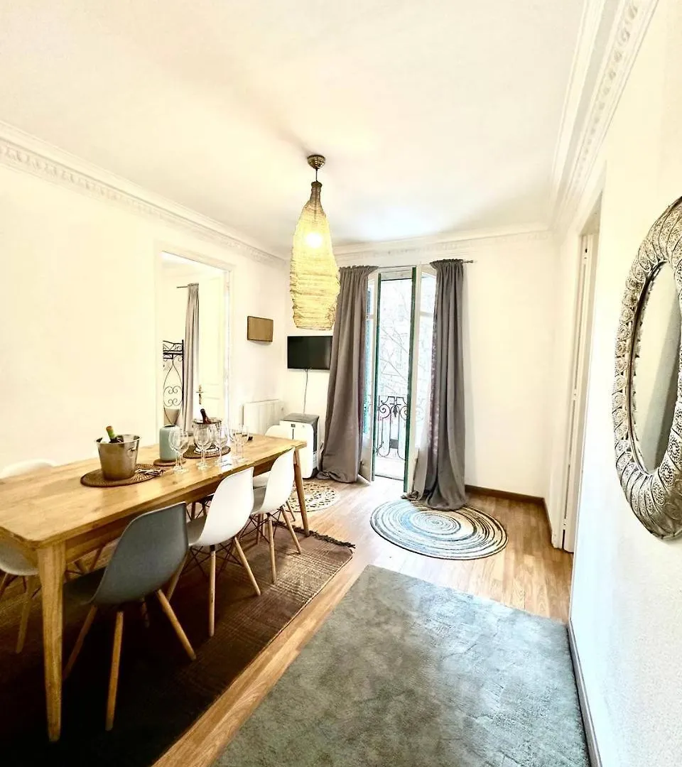 Big And Bright Apartment Bcn Barcelona