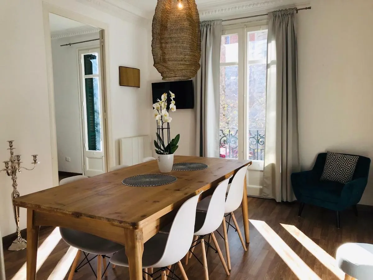 Big And Bright Apartment Bcn Barcelona